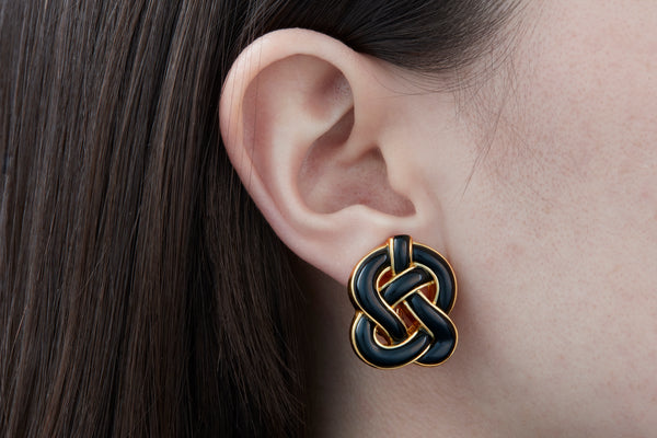 Tiffany & Co. 18 Carat Onyx Knot Angela Cummings Earrings – Foundwell