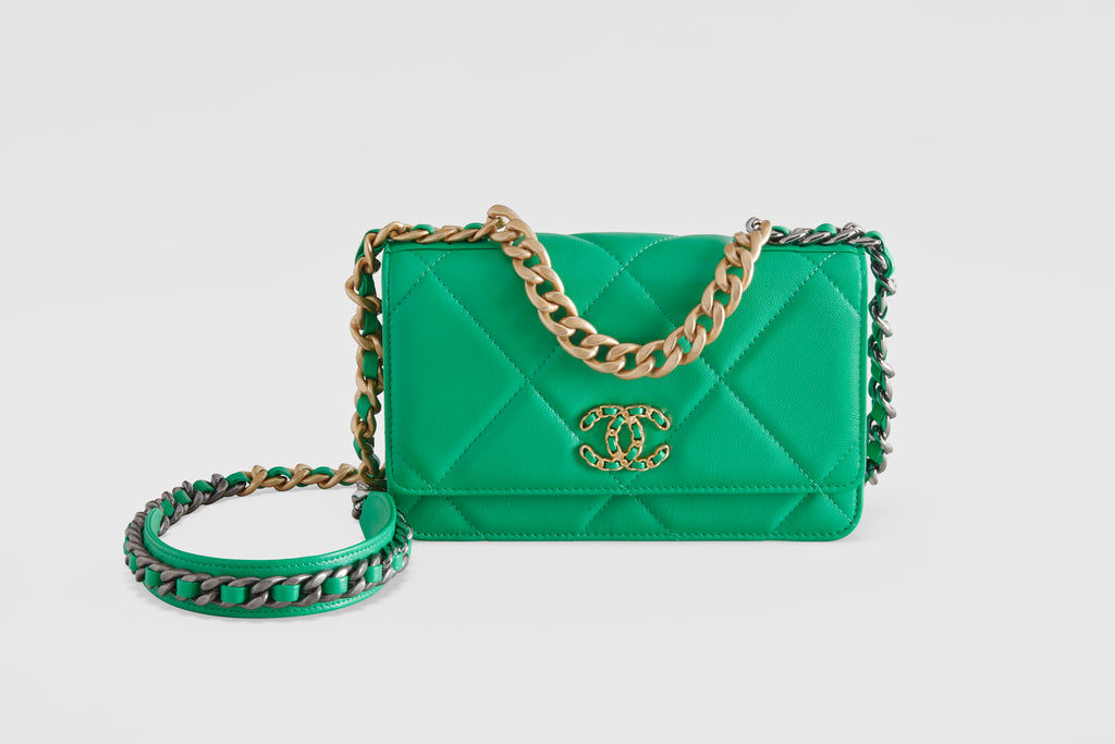 Chanel 19 Crossbody