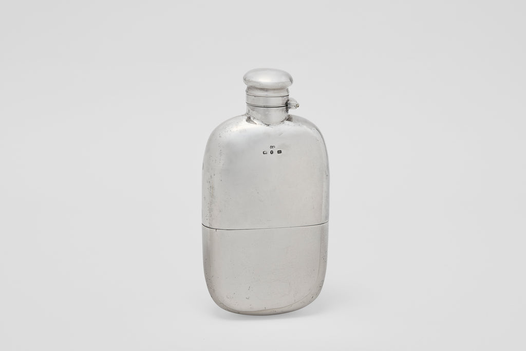 Medium Drinking Flask with Removable Cup