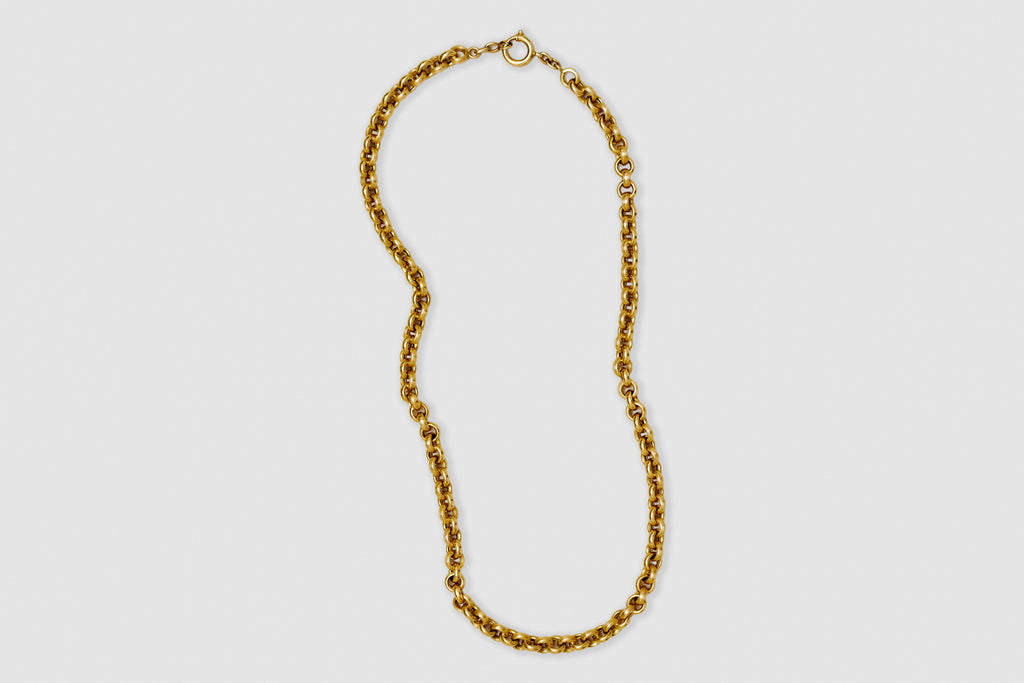 18 Carat Yellow Gold Round Fancy Link Chain